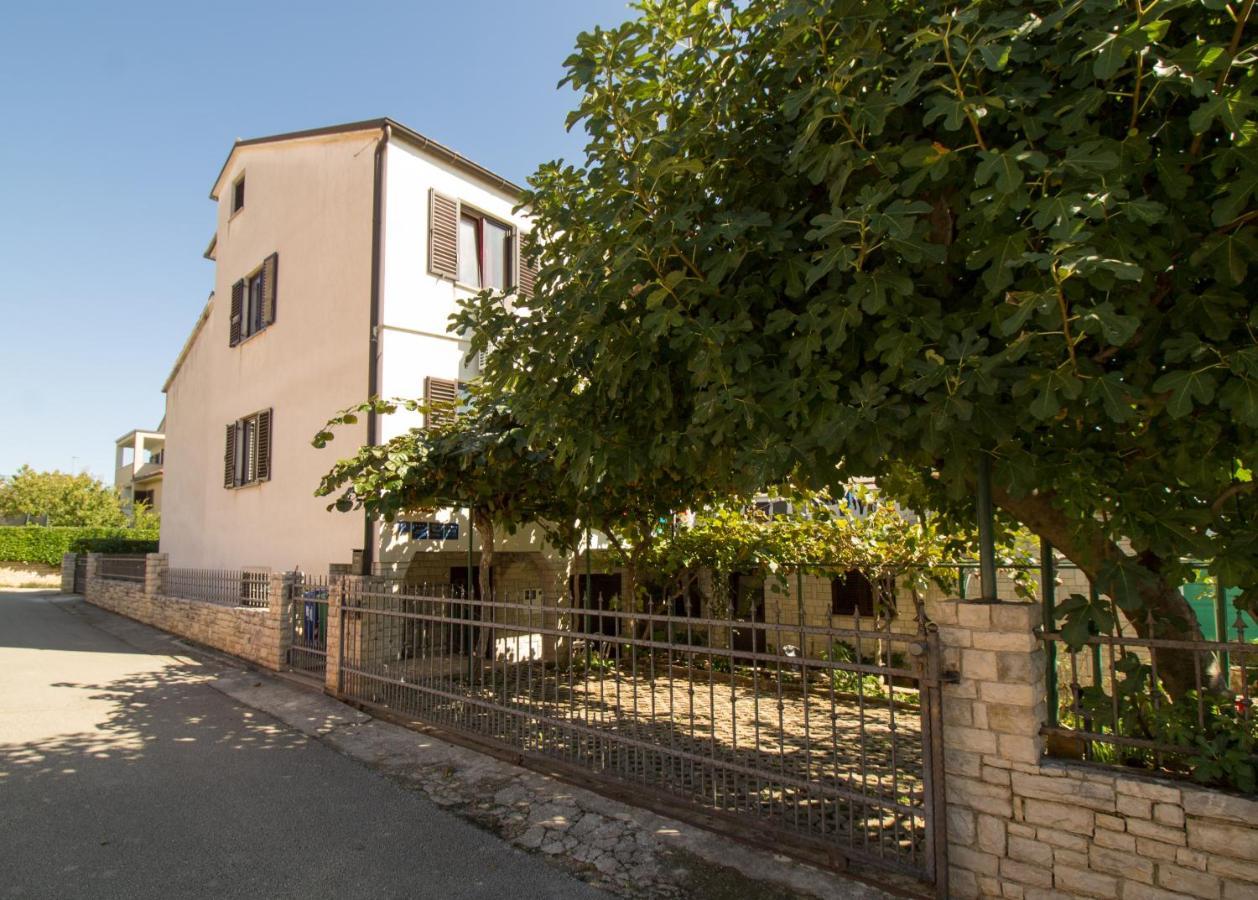 Apartments Sosic II Rovigno Esterno foto